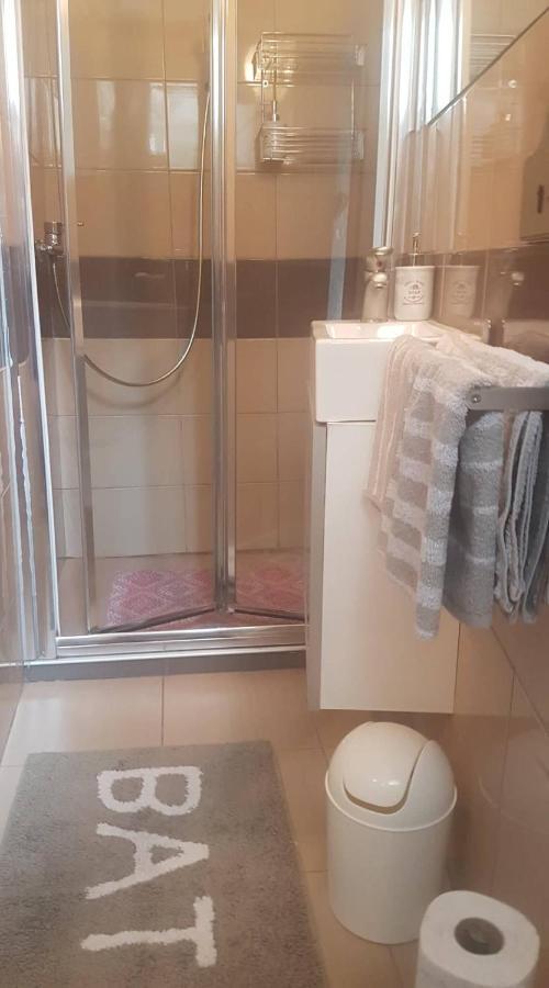 Apartments Dora تْسْغيكفانِتْسا المظهر الخارجي الصورة